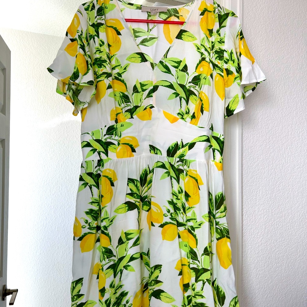 Loft Lemon Summer Dress with Pockets!